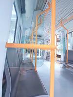 Sådan ser den nye sædeopstilling ud. Billederne her er fra de tog på M1 og M2, der har fået ændret sæderetningen, så det matcher de nye tog. Foto: Metroselskabet og Hovedstadens Letbane