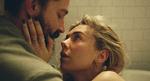 Sean (tv.) spillet af Shia LaBeouf og Martha (Vanessa Kirby) er ved at miste både sig selv og hinanden i sorgen over tabet af deres lille datter, der uventet og uden forklaring dør, kort tid efter hun er blevet født.
 Foto: Benjamin Loeb / Netflix/Netflix