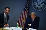 Chad Wolf er den seneste i rækken af præsident Donald Trumps ministre til at trække sig efter sidste uges dødelige angreb på USA’s Kongres. Foto: Brendan Smialowski/Ritzau Scanpix