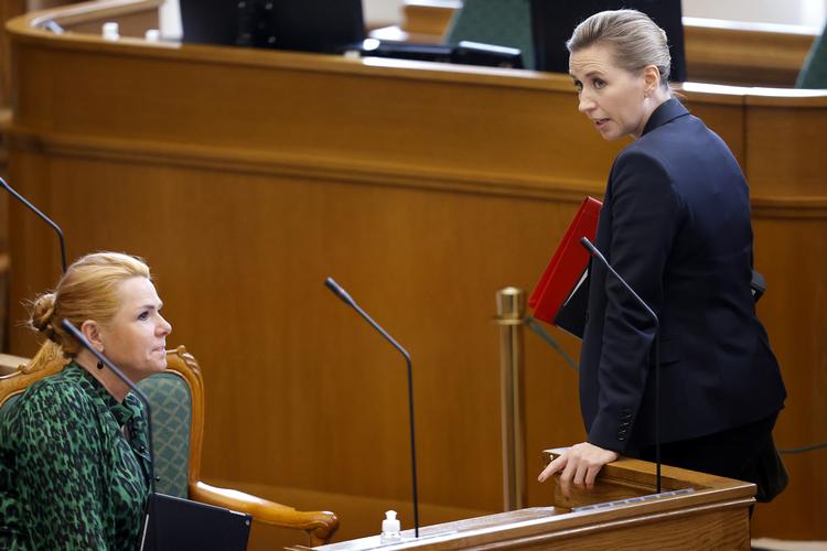   Regeringen har flertal for sin plan om ny delvis nedlukning af Folketinget frem til vinterferien. (arkivfoto) Foto: Jens Dresling/POLFOTO