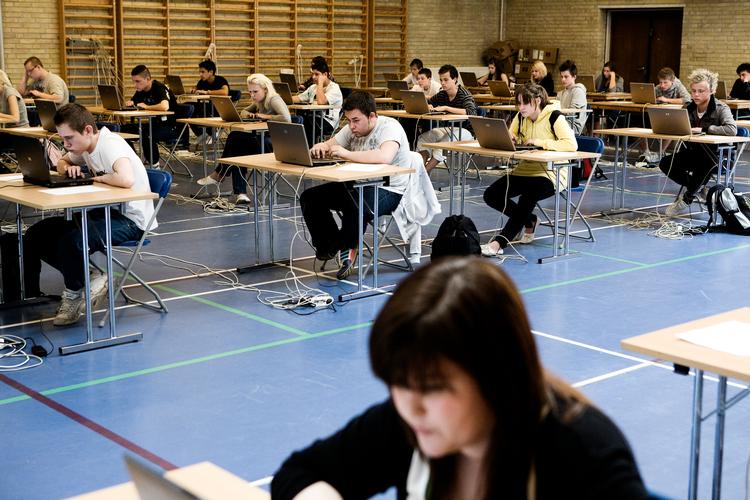 Under forårets lock-down blev folkeskolens afgangsprøve helt aflyst, og kun tre eksamener blev gennemført i 3.g. 
Arkivfoto Foto: Jonas Pryner Andersen/POLFOTO