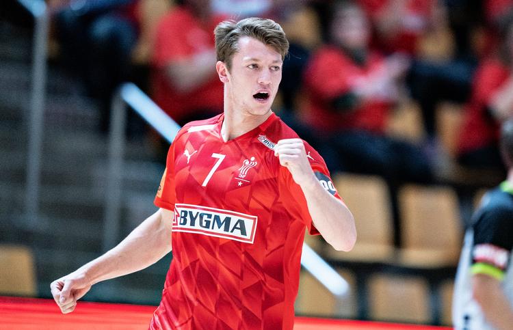 Emil Jakobsen var syg med Covid-19 i november, og nu er han testet positiv igen. Men det betyder nødvendigvis ikke, at han har fået Covid-19 igen.  Foto: Henning Bagger/Ritzau Scanpix
