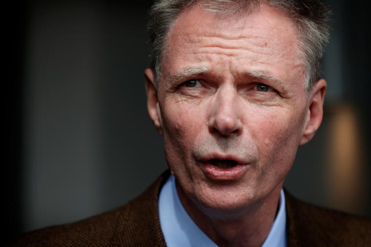 Partileder for Borgerlisten, Klaus Riskær Pedersen, har svært ved at få øje på det nye i Lars Løkke Rasmussens netværk. Foto: Jens Dresling/POLFOTO