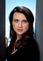 Camilla Läckberg, svensk forfatter, svarer på kritikken af den megen vold i bl.a. hendes krimier: »Der er meget brutalitet i verden omkring os, og måske er det, hvad der kræves for at fange læsernes opmærksomhed nu«. Foto: Thrond Ullberg/ Pr/Thrond Ullberg