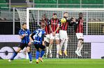 Christian Eriksen kom i Coppa Italia mod Milan på banen i slutfasen, men det var alligevel ham, der afgjorde kampen med en flot frisparksscoring.   Foto: Daniele Mascolo/Ritzau Scanpix