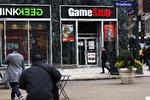 GAMESTOP. Den hensygnende butikskæde er pludselig blevet centrum for et spektakulært børsopgør. Foto: Michael M. Santiago/Ritzau Scanpix