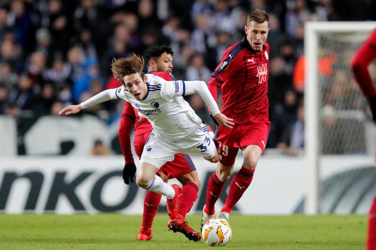 I 2018 spillede Lukas Lerager for Bordeaux mod FCK og Rasmus Falk i Europa League. Nu skifter Lerager til den danske storklub fra Genoa. Foto: Jens Dresling/POLFOTO