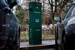 Offentlige ladepunkter som Clevers skal kunne bruges af alle elbilister, og det samme gælder andre ladeoperatørers ladepunkter. På den måde er der mindre end 35 kilometer til den nærmeste opladning, uanset hvor i landet, du opholder dig. Foto: Martin Lehmann