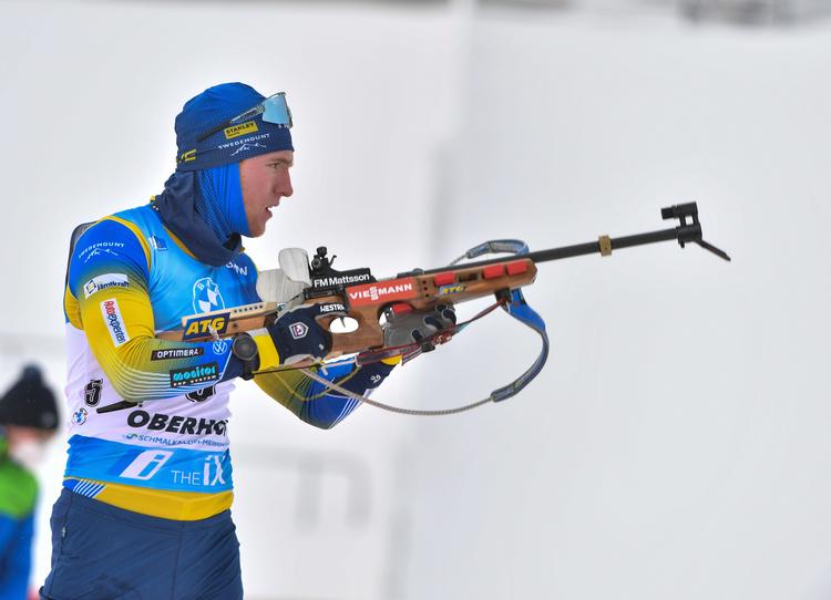 Svenske Sebastian Samuelsson har skudt med skarpt efter skiskydningens skandaliserede ekspræsident. Foto: Martin Schutt/Ritzau Scanpix