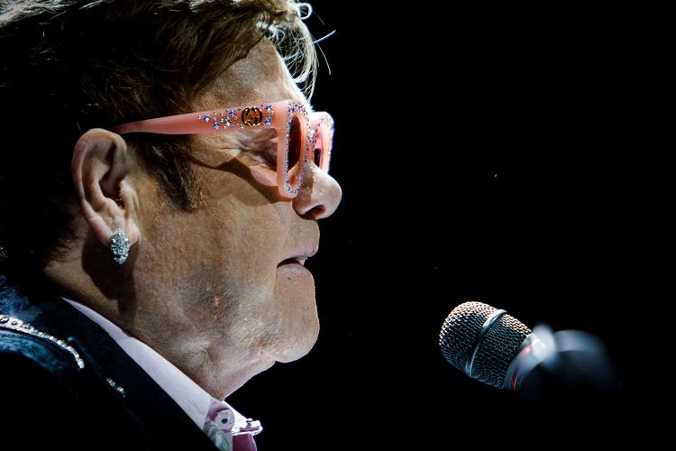 Elton John har selv været på en årelang afskedsturné, der i 2019 bragte ham til  Royal Arena i Ørestaden.. Det er primært de kommende generationer og økonomisk mere vanskeligt stillede musikere, han er bekymret for efter Brexit.  Foto: Per Lange/Ekstra Bladet