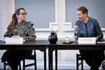 Statsministeriets departementschef Barbara Bertelsen (tv) mente, at Sundhedsstyrelsen var alt for tøvende over for coronavirus og gik derfor selv forrest med vidtgående indgreb, som statsministeren præsenterede på et pressemøde 11. marts. Arkivfoto.  Foto: Jens Dresling/POLFOTO