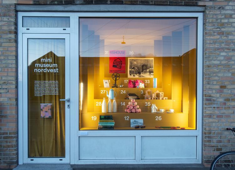 Minimuseum Nordvest består af en vinduesudstilling og en række byvandringer og kan besøges på Frederikssundsvej 92b. Foto: PR/Minimuseum Nordvest