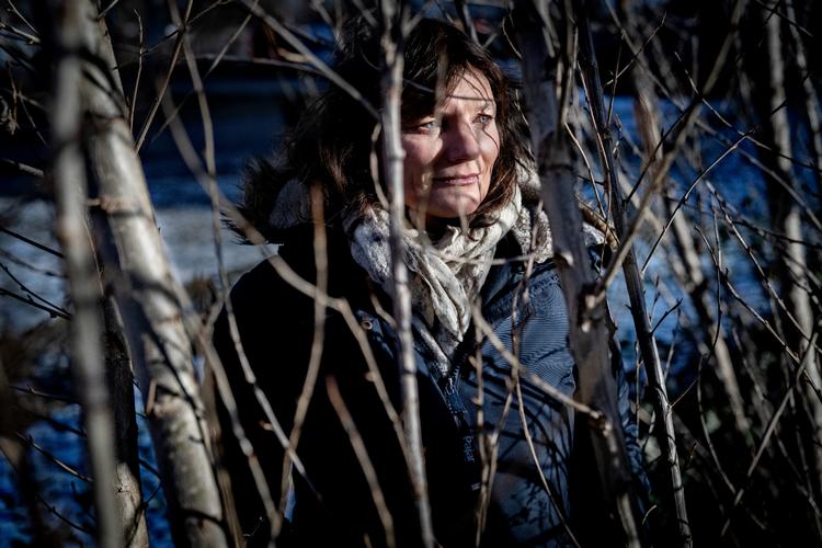 Ruth Mottram føler sig bekymret, når hun tænker på klimaforandringerne. Men følelserne er mere komplekse end bare det.  Foto: Mads Nissen/POLFOTO