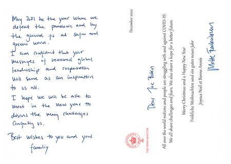    Statsminister Mette Frederiksen skrev i december denne julehilsen til Joe Biden.   Foto: Statsministeriet