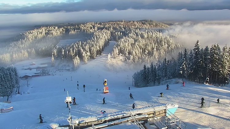 Perfekte forhold, men ingen danske gæster. De sydsvenske skisportssteder begræder den nuværende situation. Her er det Isaberg. Foto: Isaberg