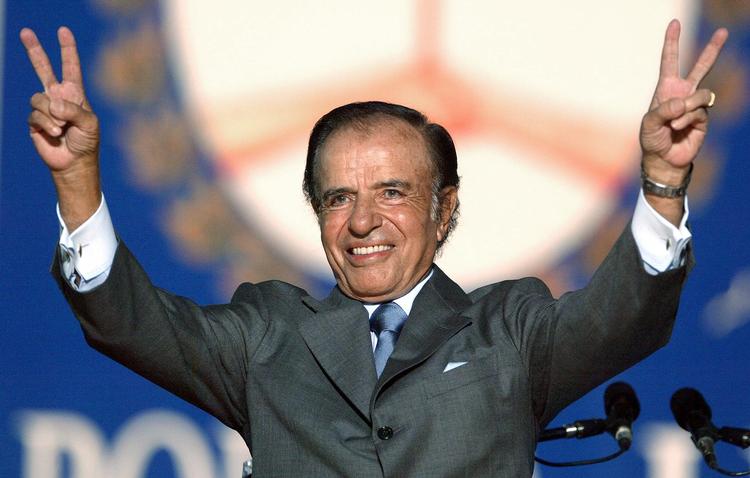  Den tidligere præsident Carlos Menem forsøgte i 2003 at genvinde præsidentposten i Argentina. Foto: Ali Burafi/Ritzau Scanpix