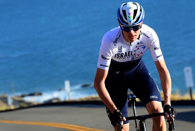 Chris Froome i sit ny dress under en træningstur i Californien. Foto: Team Israel Start-Up Nation/VeloImages. 