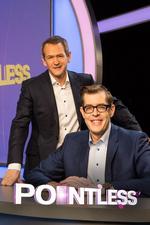 De to værter på 'Pointless' ligner faktisk mennesker, og deres gæster i studiet er også befriende almindelige mennesker.  Foto: Pr-foto