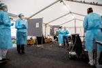 Da regeringen satte gang i massetestningen af befolkningen i foråret 2020, var det med de praktiserende læger som ufrivilligt værktøj. De praktiserende læger skulle teknisk opføres som rekvirent af laboratorieprøverne, og derfor har de siden modtaget over 11 millioner prøvesvar i deres praksisser.  Foto: Finn Frandsen/POLFOTO