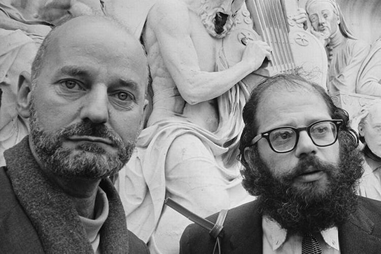 Lawrence Ferlinghetti (tv.) og Allen Ginsburg (th.) Foto: Stroud/Getty Images