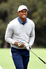 I 2019 gjorde Tiger Woods et vildt comeback. Her ved den australske Presidents Cup Golf Tournament i Melbourne. To år forinden blev han anholdt og dømt for farlig kørsel pga. medicinmisbrug og lignede på det tidspunkt en mand i total opløsning.  Arkivfoto William West/Ritzau Scanpix