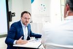 Klimaminister Dan Jørgensen præsenterede 30. september det første af de årlige klimaprogrammer om vejen mod det danske klimamål. Programmet får kritik fra Klimarådet for at være for optimistisk og satse på uprøvede teknologier. Foto: Emil Agerskov
