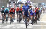 Ingen kunne true Davide Ballerini, da han trådte til frem mod målstregen.  Foto: Olivier Hoslet/Ritzau Scanpix