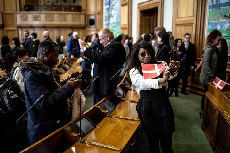 Nye statsborgere fejres på Christiansborg i 2019 ved den årlige statsborgerskabsdag. Arkivfoto Ivan Boll
