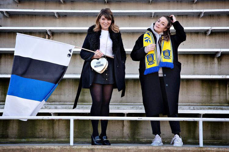 Katinka Riess (til venstre) og Katrine Blom er to af de fem kvinder, der står bag netværk 'Fannetværket for kvinder', der blev lanceret 23. februar. Foto: Martin Lehmann