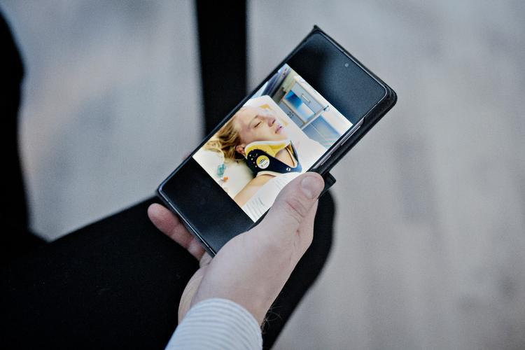 I begyndelsen af dette år bragte Politiken en serie af artikler om personer med handikap, der ikke fik den hjælp, som var nødvendig. Her er det 19-årige Jakob Schjermer, der efter et biluheld selv valgte at betale for genoptræning på et revalideringsophold. Foto: Valdemar Ren
