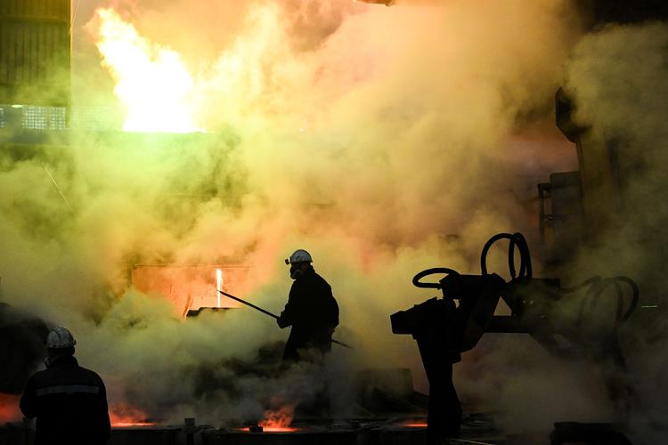 Her ses arbejdere i et russisk minefirma.  Foto: Kirill Kudryavtsev/Ritzau Scanpix