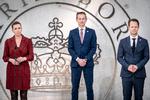 Kristian Jensen (i midten) blev forleden præsenteret som den første politiker, der skal udstyres med en ny identitet i udlandet. Foto: Mads Claus Rasmussen/Ritzau Scanpix