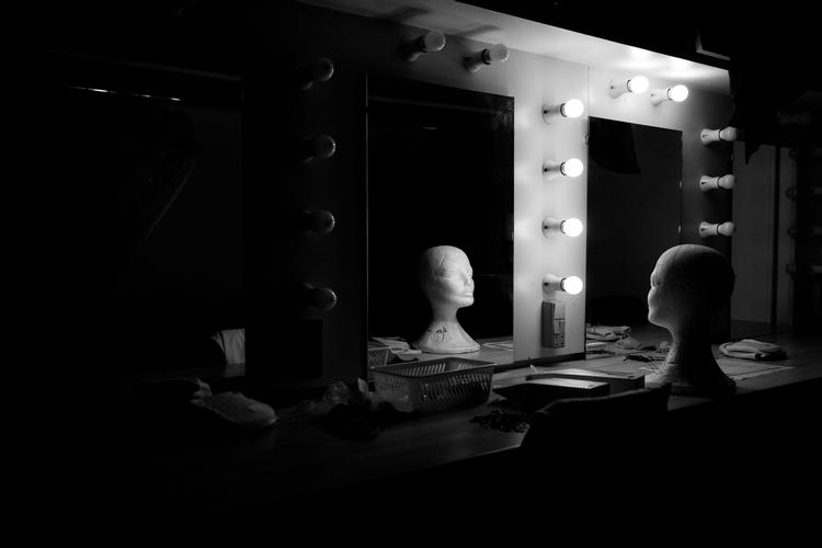 Der er tomt på teatrene i disse coronatider (her Nørrebro Teater). Det giver grund til at overveje, hvad vi skal med teatret i fremtiden . Foto: Peter Hove Olesen/POLFOTO