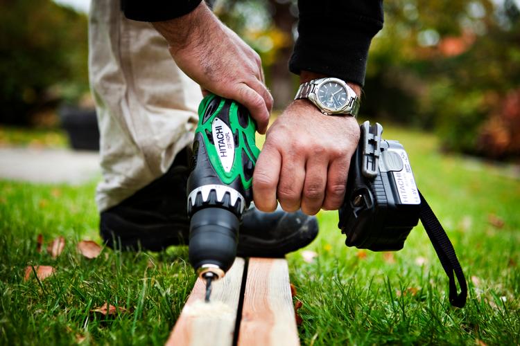 Skal du have del i tilskudspuljen til energirenoveringer? Så hold dig klar  ved tasterne lige efter påske - det er først til mølle. Foto: Jonas Pryner Andersen/POLFOTO