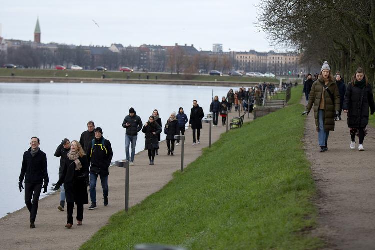 Meget har været skidt. Men for de fleste danskere har coronaåret rent privatøkonomisk været godt. Foto: Finn Frandsen/POLFOTO
