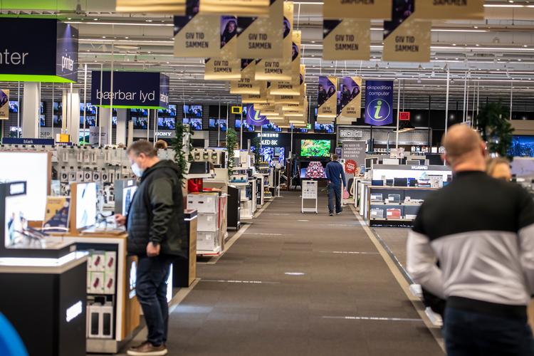 I efteråret brugte danskerne især feriepengene på tøj og elektronik.   Foto: René Schütze/Fotograf René Schütze