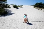 Lonely Planet har tilsyneladende ingen billeder af Bornholms billedskønne strand Dueodde, men det har Politikens Finn Frandsen heldigvis. Foto: Finn Frandsen/POLFOTO