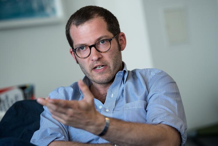 Anklaget. Chefredaktør på tyske Bild, Julian Reichelt, har selv valgt at forlade sin post, mens en undersøgelse af de påståede krænkelser pågår. Foto: Bernd von Jutrczenka/Ritzau Scanpix