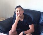 16-årige Servet Abdija blev brutalt og på klods hold skudt ned foran sit hjem efter en lang mandag i efterårsferien, som han havde tilbragt sammen med sine kammerater. Drabet er uopklaret.
 