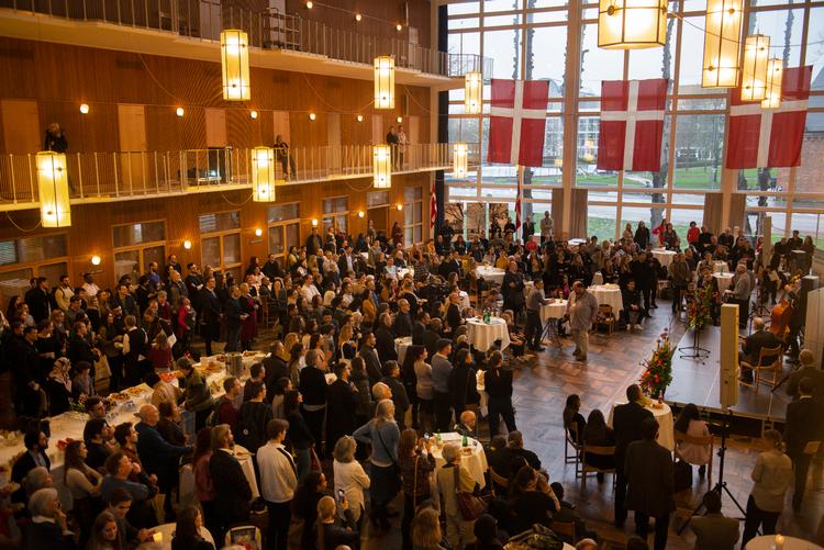     Tildeling af statsborgerskaber markeres ved såkaldte grundlovsceremonier i kommunerne. Her er det i Aarhus Kommune.   Foto: Marie Ravn/Marie Ravn