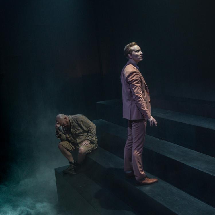 Bag kulisserne var der ballade på Vendsyssel Teater, da direktørens kone først blev dramaturg og siden kunstnerisk leder.
 Foto: Jacob Stage