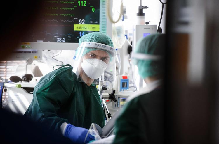 Den britiske coronavariant er dominerende i Norge og Danmark og giver 2,6 gange større risiko for indlæggelse. Foto: Ina Fassbender/Ritzau Scanpix