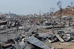 Mindst 45.000 mennesker menes at være blevet tvunget på flugt, efter at en brand har hærget i en flygtningelejr i Bangladesh. Foto: -/Ritzau Scanpix