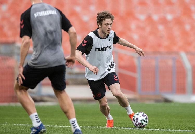 Andreas Skov Olsen er atter en del af landsholdstruppen og presser sig på til en plads i startopstillingen.  Foto: Anders Kjærbye - dbufoto.dk