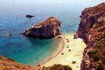 Kythira (her Kaladi Beach)  er en af de græske øer, der anbefales, hvis du vil opleve Grækenland uden alt for mange andre turister. Foto: Comzeradd/Wikipedia CC BY-SA 3.0