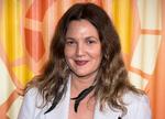 Drew Barrymore er vært på et show i sit eget navn på CBS. Nu vil den amerikanske skuespiller også have det navn på et livsstilsmagasin.  Foto: Charles Sykes/Ritzau Scanpix