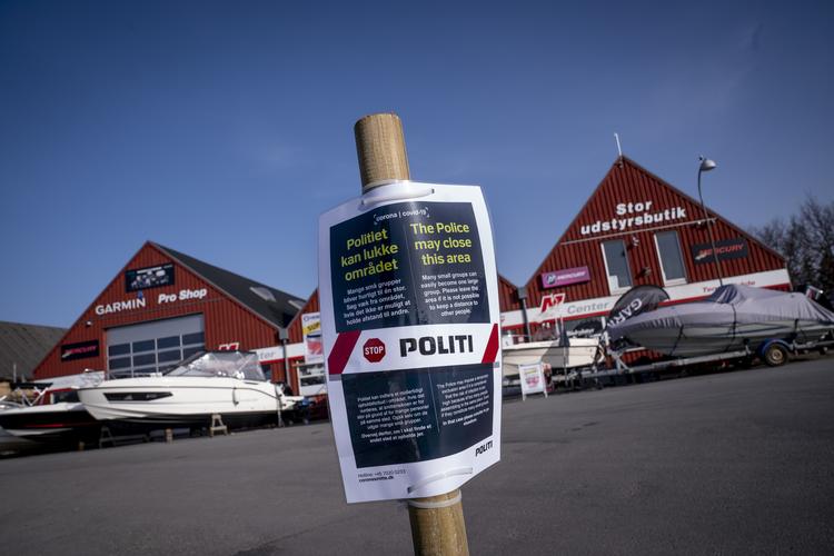     Københavns Vestegns Politi opretter Hotspot på Ishøj havn onsdag den 31. marts 2021.  Foto: Liselotte Sabroe/Ritzau Scanpix