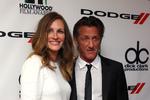 Julia Roberts er en af de mange Hollywood-stjerner, der har taget familien med til Australien. Her er hun i øjeblikket sammen med Sean Penn i gang med optagelserne til tv-serien 'Gaslit' om Watergate-skandalen. Foto: Mario Anzuoni/Ritzau Scanpix