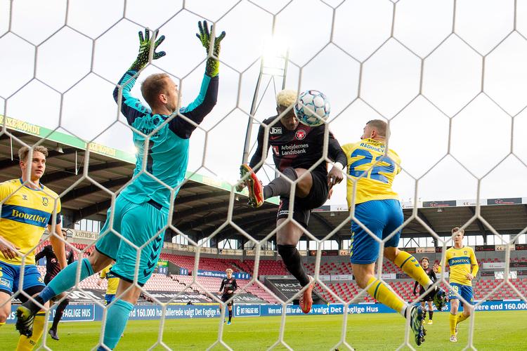 Sory Kaba scorede kampens eneste mål, da FC Midtjylland slog Brøndby med 1-0 i mandagens topbrag. Angriberen fra Guinea har for vane at nette i de store kampe. Foto: Bo Amstrup/Ritzau Scanpix