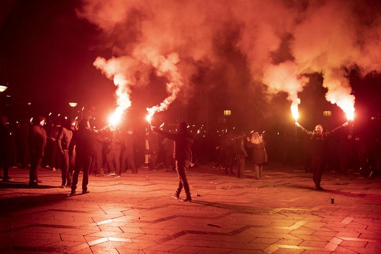  Den 31-årige mand er tiltalt for grov forstyrrelse af den offentlig orden og grov vold i forbindelse med demonstrationen 9. januar, der var arrangeret af bevægelsen Men In Black som protest mod regeringens corona-restriktioner. 8arkiv) Foto: Tariq Mikkel Khan